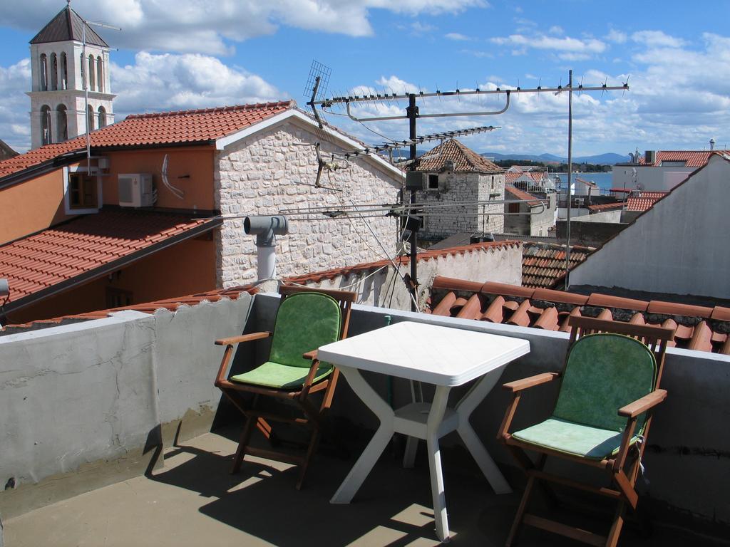 Apartments Mime - Small House Водице Экстерьер фото