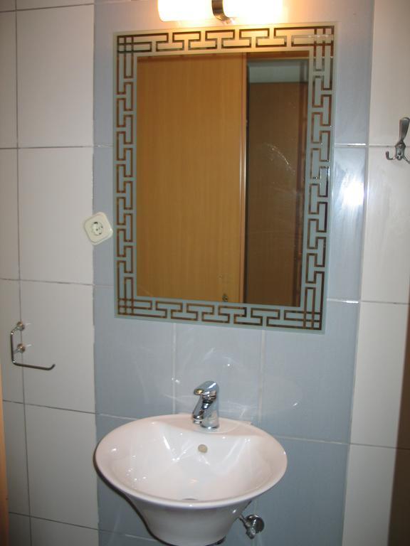 Apartments Mime - Small House Водице Экстерьер фото
