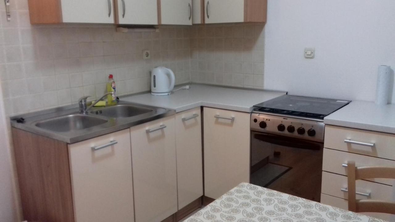 Apartments Mime - Small House Водице Экстерьер фото